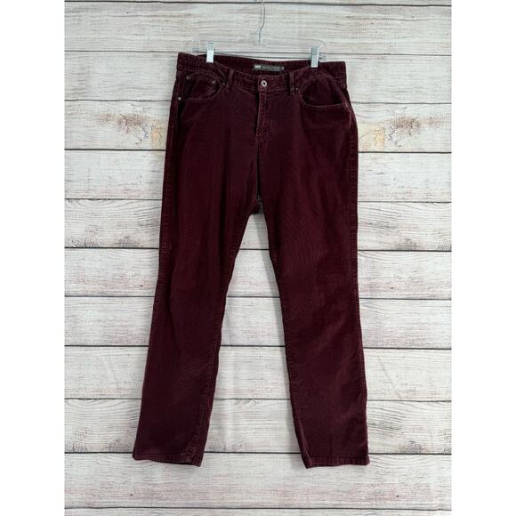 Levi's Demi Curve Classic Rise Slim Leg‎ Corduroy Jeans Women's Size 33 Burgundy - Picture 1 of 10